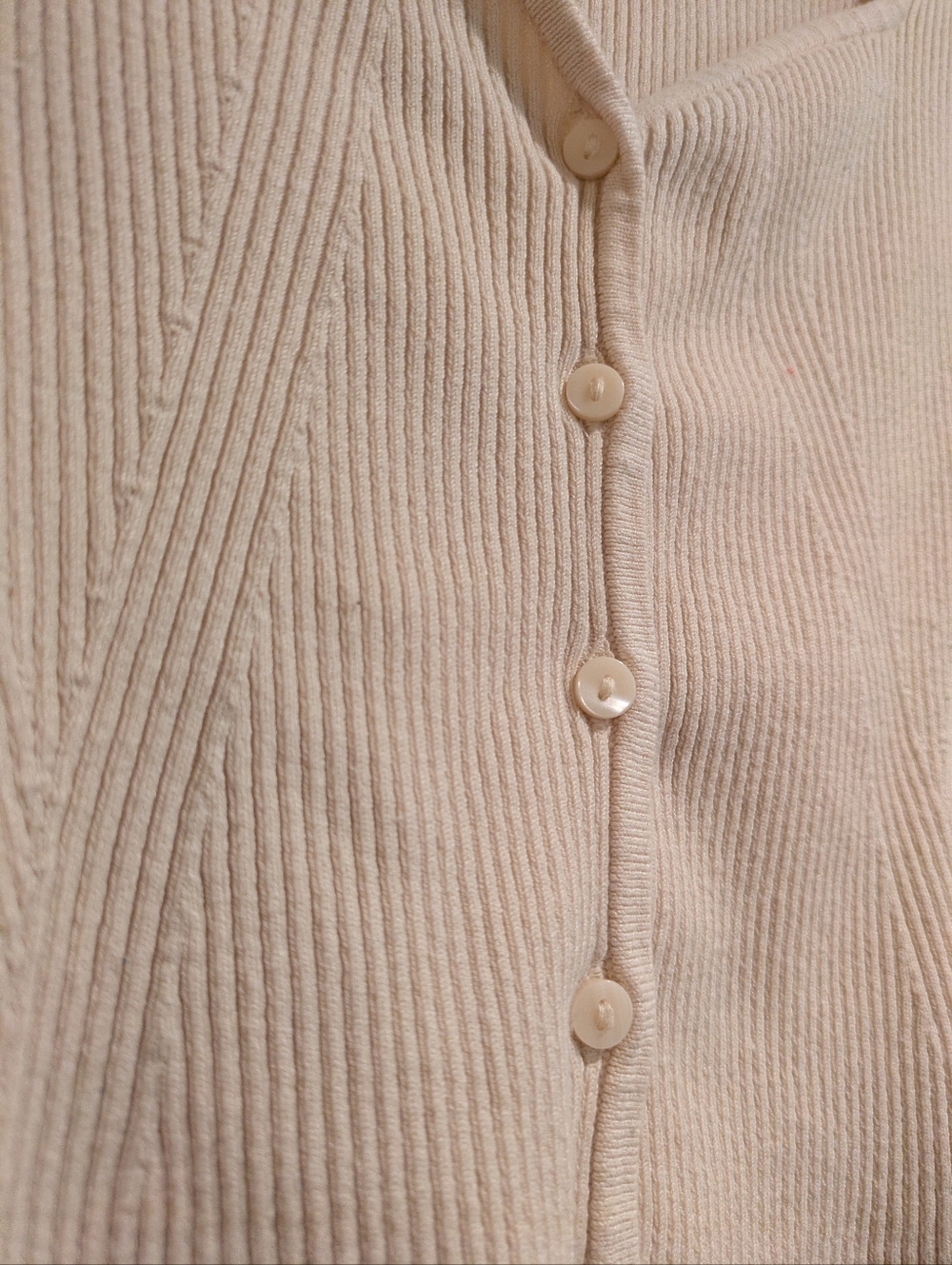 H&M Cropped Cardigan, Cream Color, Ribbed - Picture 2 of 4